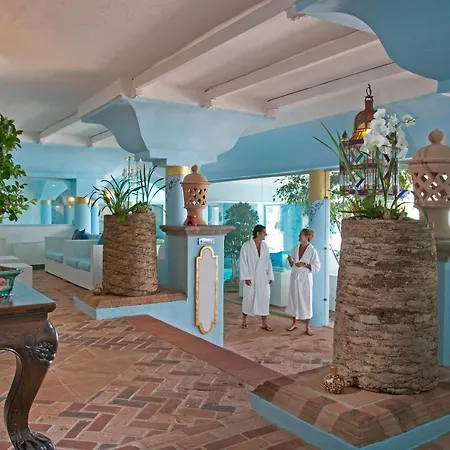 Resort Park - 4*